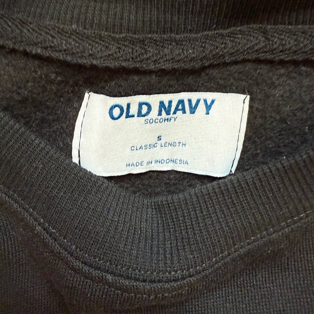 Old Navy Black and White Sweatshirt and Sweatpants Set - Picture 5 of 5
